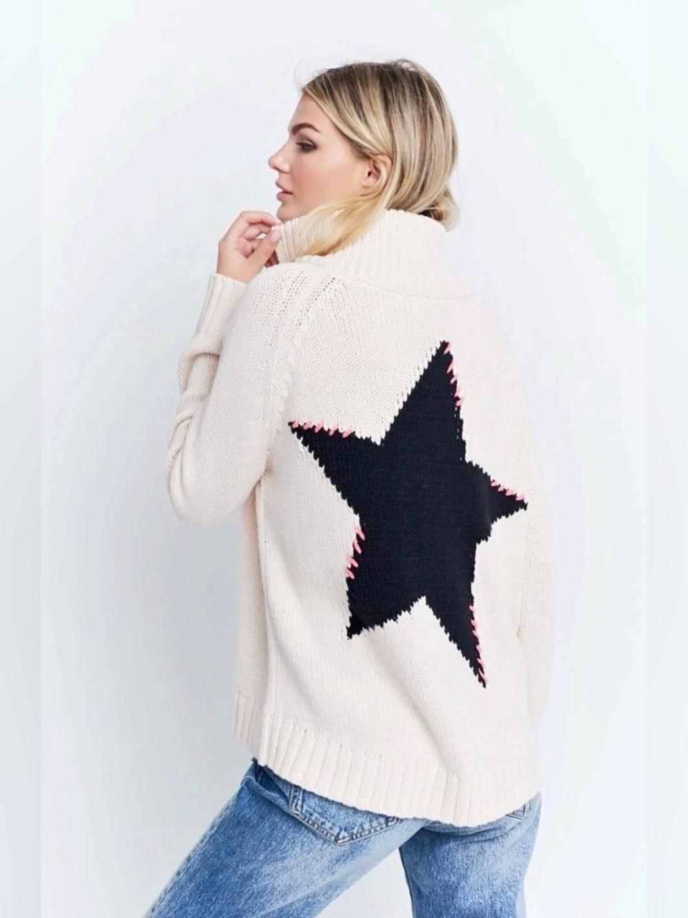 NWOT Lisa Todd Starlight Sweater
US S. Taupe.Impecable